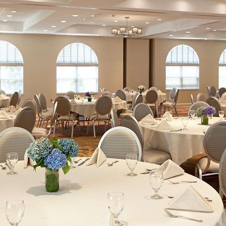 Doubletree By Hilton Cape Cod - Hyannis Hotel Bagian luar foto