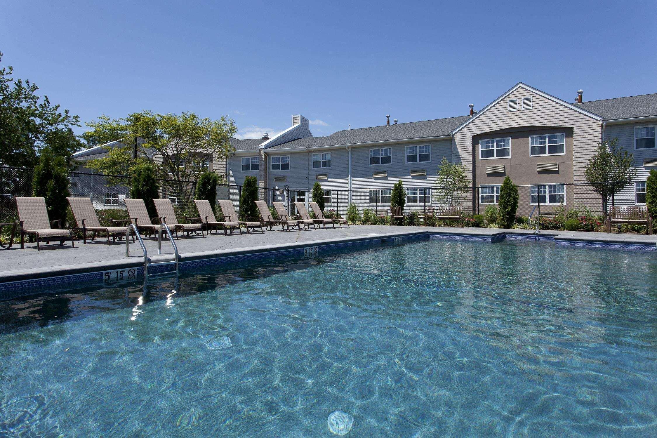 Doubletree By Hilton Cape Cod - Hyannis Hotel Bagian luar foto